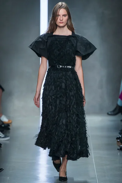 Look 30